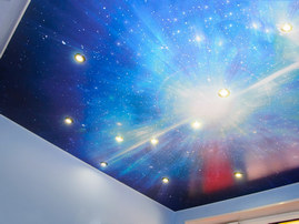 Звездный потолок фото от производителя Ремонтофф. Натяжные потолки в Томске под ключ.