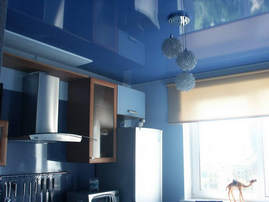 Натяжные потолки на кухне стоимость от производителя Ремонтофф. Натяжные потолки в Томске под ключ.