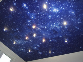 Потолок звездное небо от производителя Ремонтофф. Натяжные потолки в Томске под ключ.